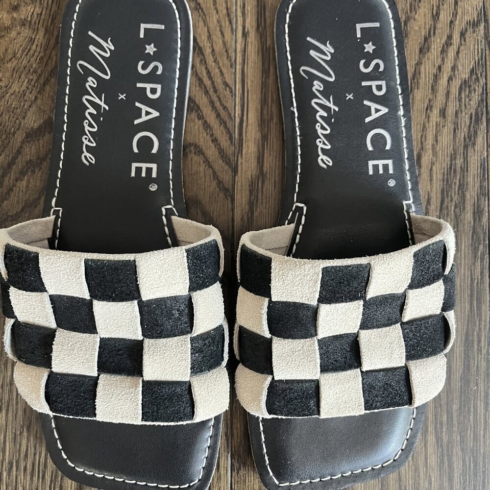 L* Space + Matisse black & cream suede sandals size 7